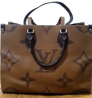 Louis Vuitton V Tote MM, Luxury, Bags & Wallets on Carousell