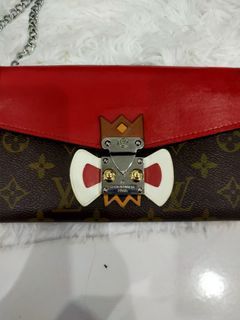 Louis Vuitton Limited Edition Tribal Mask Chain Wallet Clutch Bag