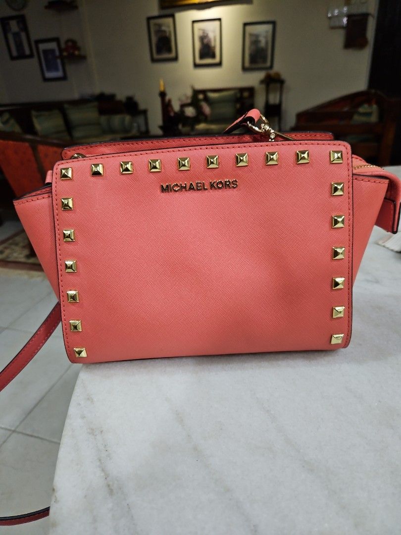  MICHAEL Michael Kors Womens Selma Leather Studded Crossbody  Handbag Pink Medium : Everything Else
