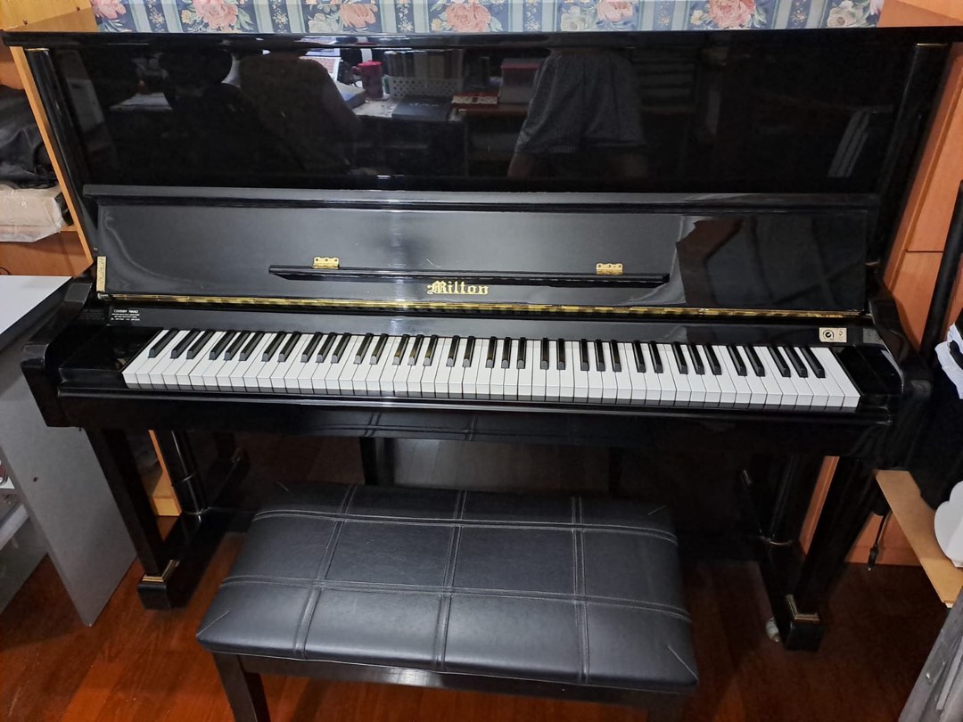 Milton cheap upright piano