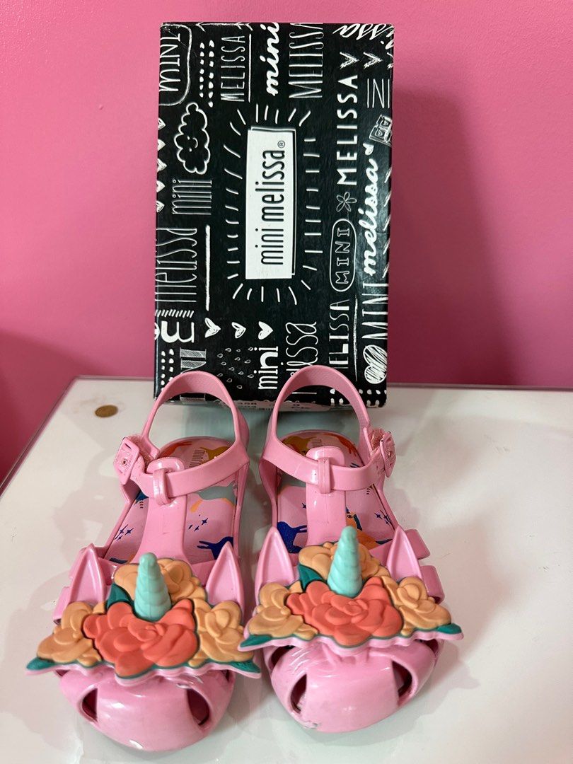 Mini melissa aranha USA 9 original (Category: Babies & Kids Fashion) located in Caloocan City. Submitted by ashleyscorner (Listing ID 1261771509, Image 1). Description: .