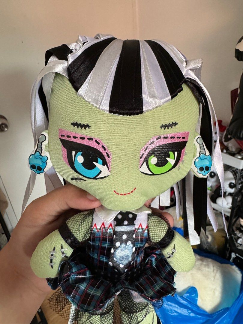 Monster University Mattel Inc Doll Plush (Category: Plushies & Soft Toys) located in Valenzuela. Submitted by ak4447 (Listing ID 1261748077, Image 3). Description: .