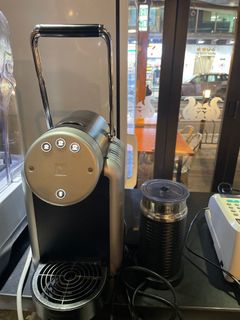 （分類：）位於 。 由 9heony 提交（商品編號 1261879885，圖片 1）。簡介： 。