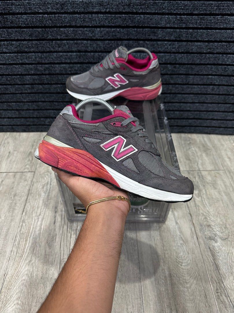 New Balance 990 v3