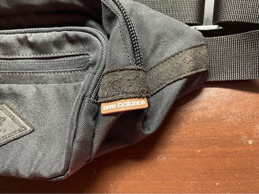 New Balance Pouchbag Slingbag Crossbody Bag Men s Fashion Bags