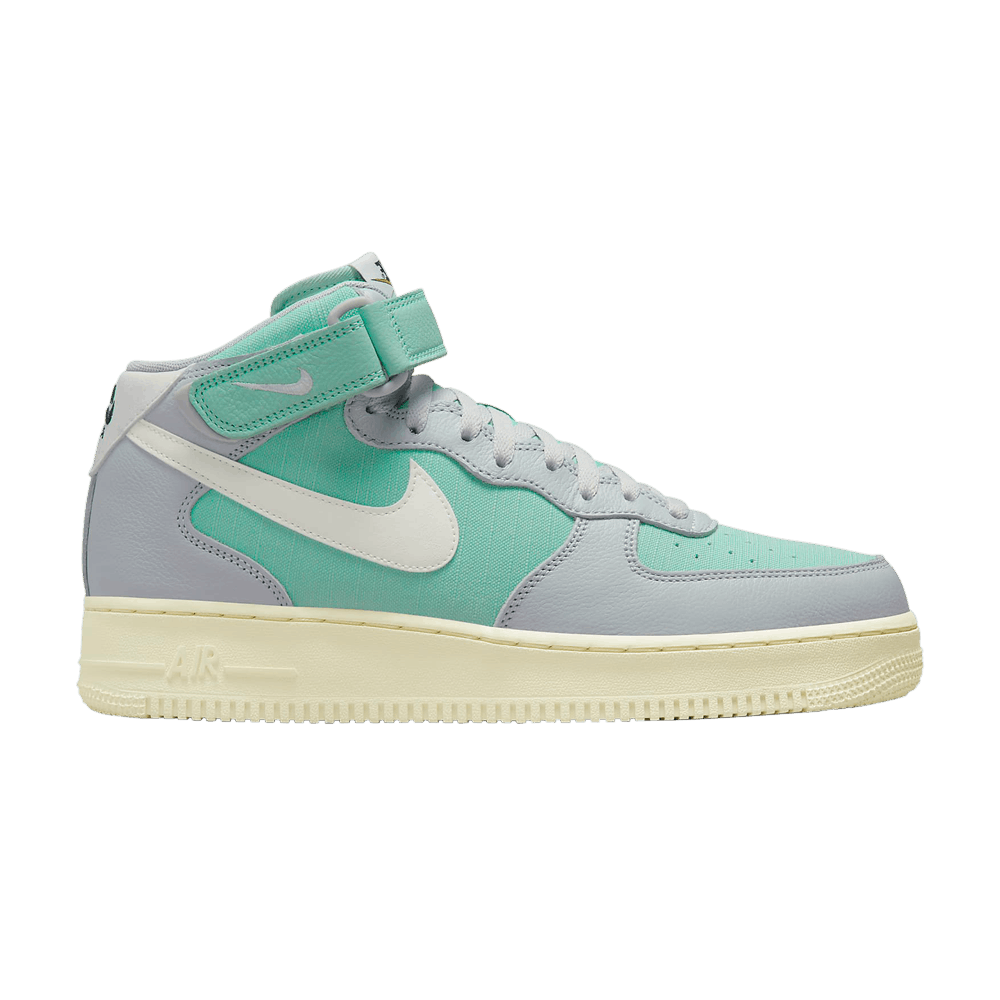 Nike Air Force 1 Low '07 LV8 Certified Fresh Enamel Green, 8