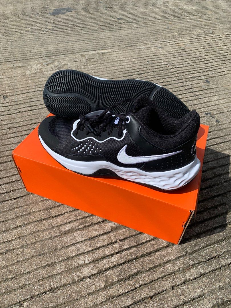 Nike Fly by Mid 3 Panda (Category: Sneakers) located in Bulacan. Submitted by soleeater.ph (Listing ID 1261792374, Image 3). Description: Nike Fly by Mid 3 “Black white” size 10 / 10.5 / 11 / 12 / 13 ₱2900 ONLY ✅ • Open for COD/Spaylater • Can ship nationwide • Guaranteed legit and brandnew Shipping via Lalamove, LBC, Flash or J&T 📩 .