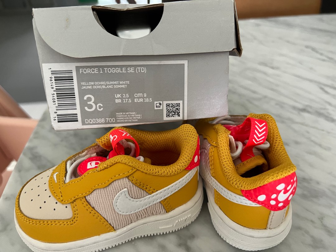 Air force one jaune blanche hot sale