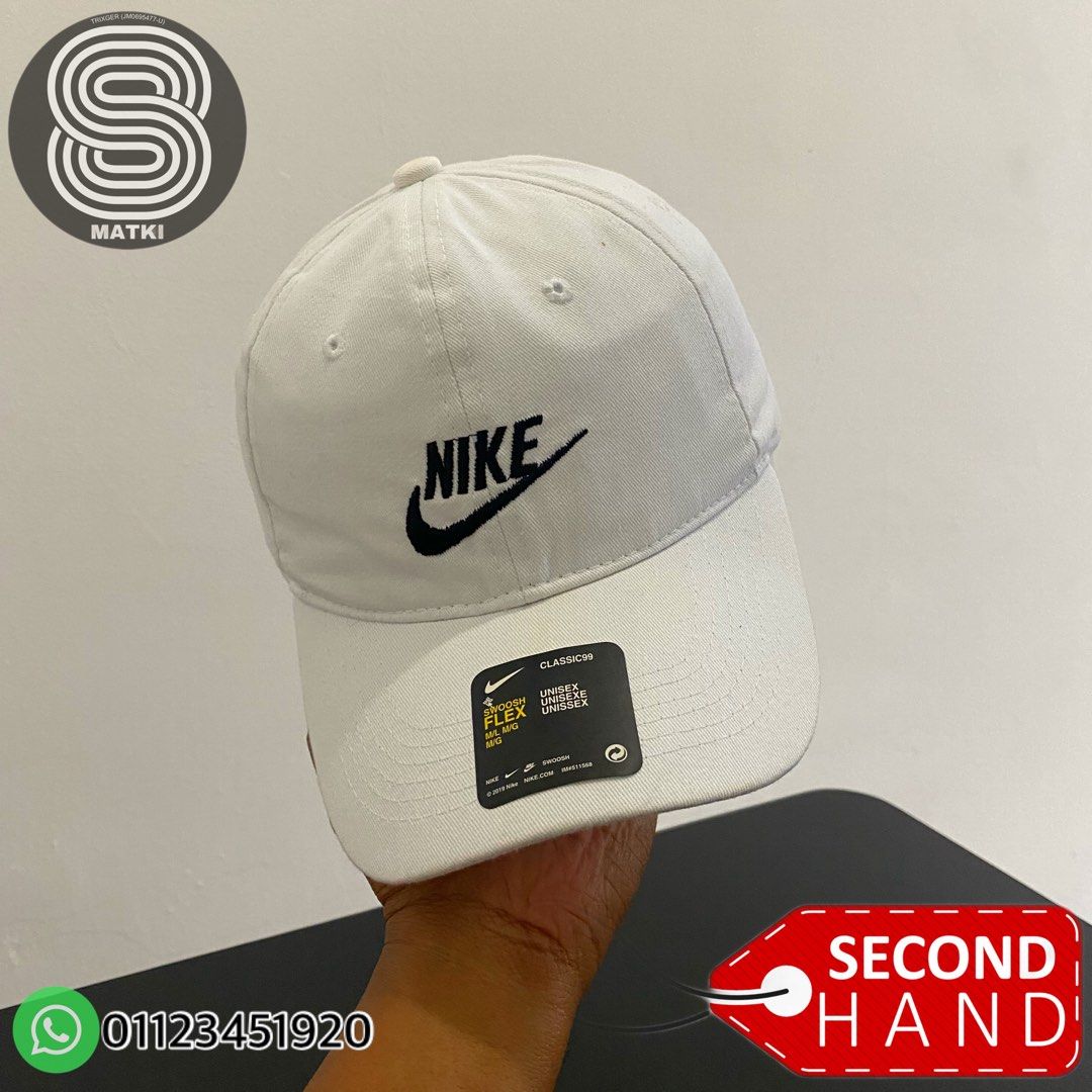 Nike heritage 86 white top