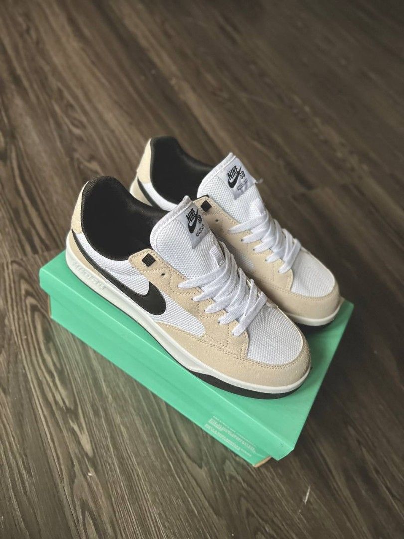 Nike hot sale janoski cream