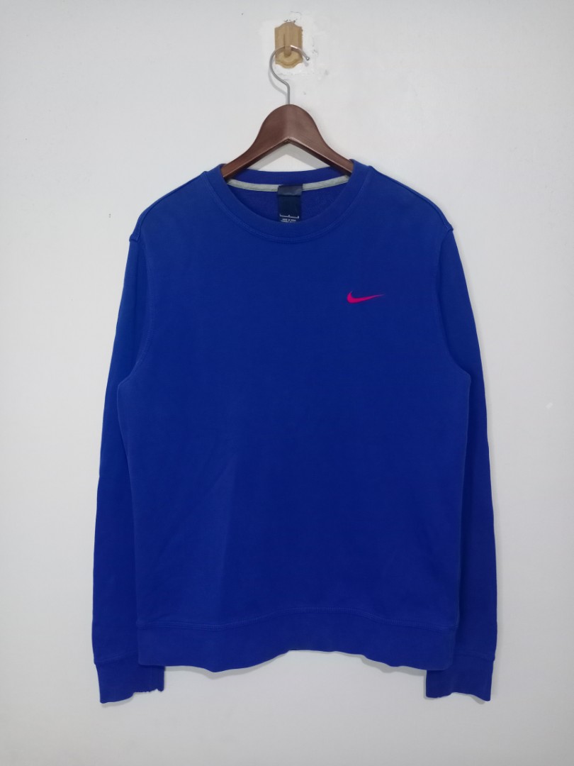 Nike Sweater, Men's Fashion, Coats, Jackets and Outerwear on Carousell