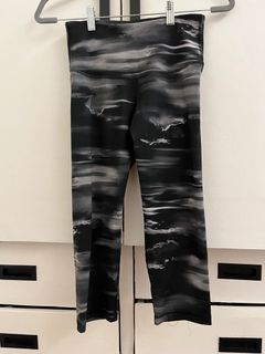 (Category: ) located in . Submitted by clothesfordiapers (Listing ID 1261947709, Image 1). Description: .