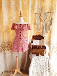 (Category: ) located in . Submitted by chariteecollections (Listing ID 1261854600, Image 1). Description: .