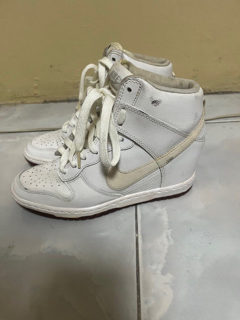 Nike hot sale wedge heels