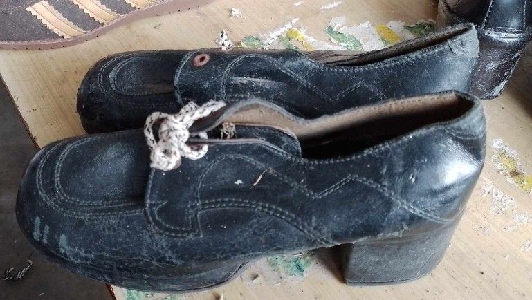 80s shop platform shoes