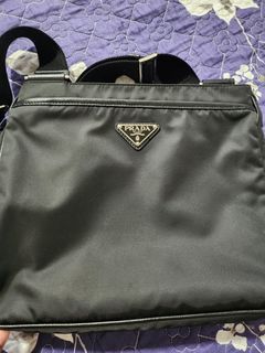 Prada Denim Crossbody Bag (SHG-27970) – LuxeDH