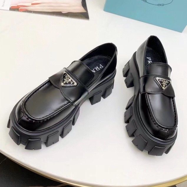 Pr@d@ Chunky Loafers (Category: Loafers) located in Manila. Submitted by zenhorse.118548 (Listing ID 1261753880, Image 3). Description: Onhand Brandnew Pr@d@ Chunky Loafers size 37 DM now for more details Resellers are all welcome.