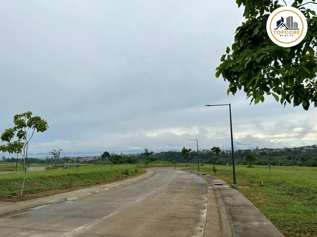 Lot For Sale near Tagaytay Ayala Hillside Ridge in Southmont Silang