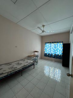 (Category: ) located in . Submitted by wenyi86 (Listing ID 1261938579, Image 1). Description: .