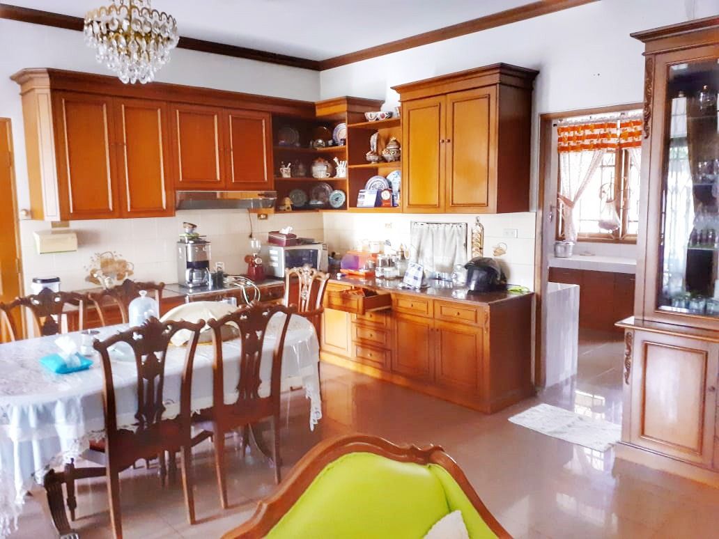 rumah_dijual_di_cikokol_kota_t_1698108003_6406feae_progressive