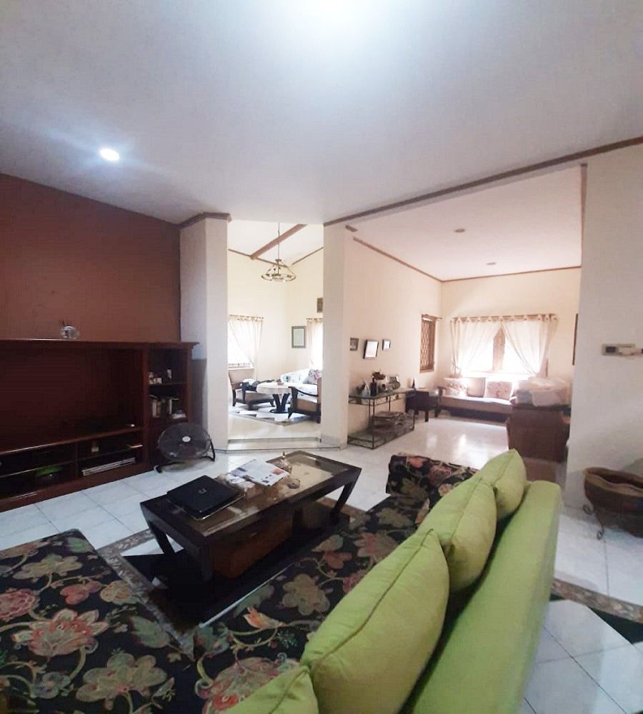 rumah_dijual_di_kebayoran_lama_1698135815_17276238_progressive