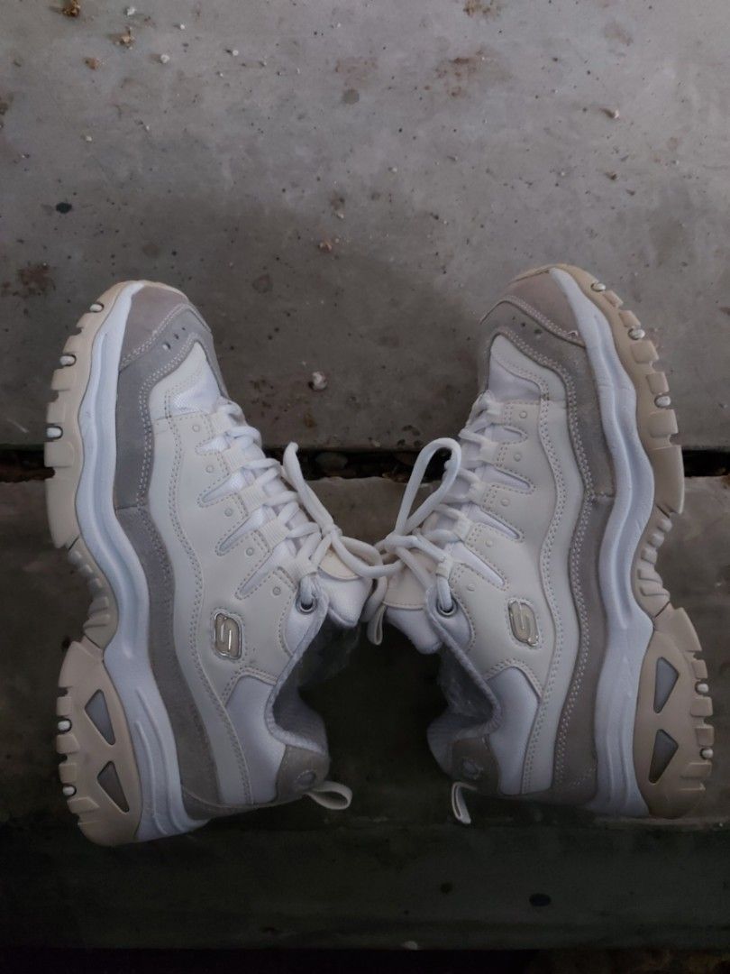 Skechers clearance d'lite krem