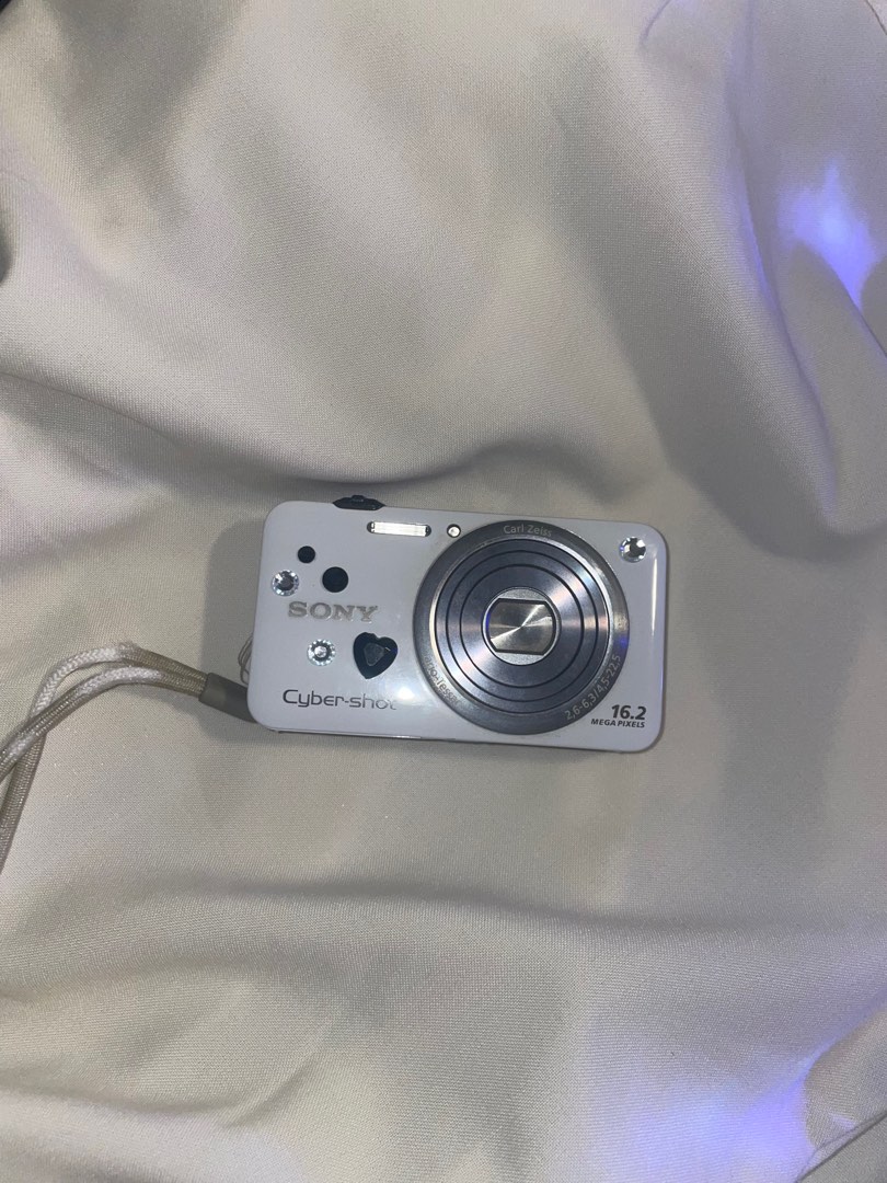 sony cyber shot!, Photography, Cameras on Carousell