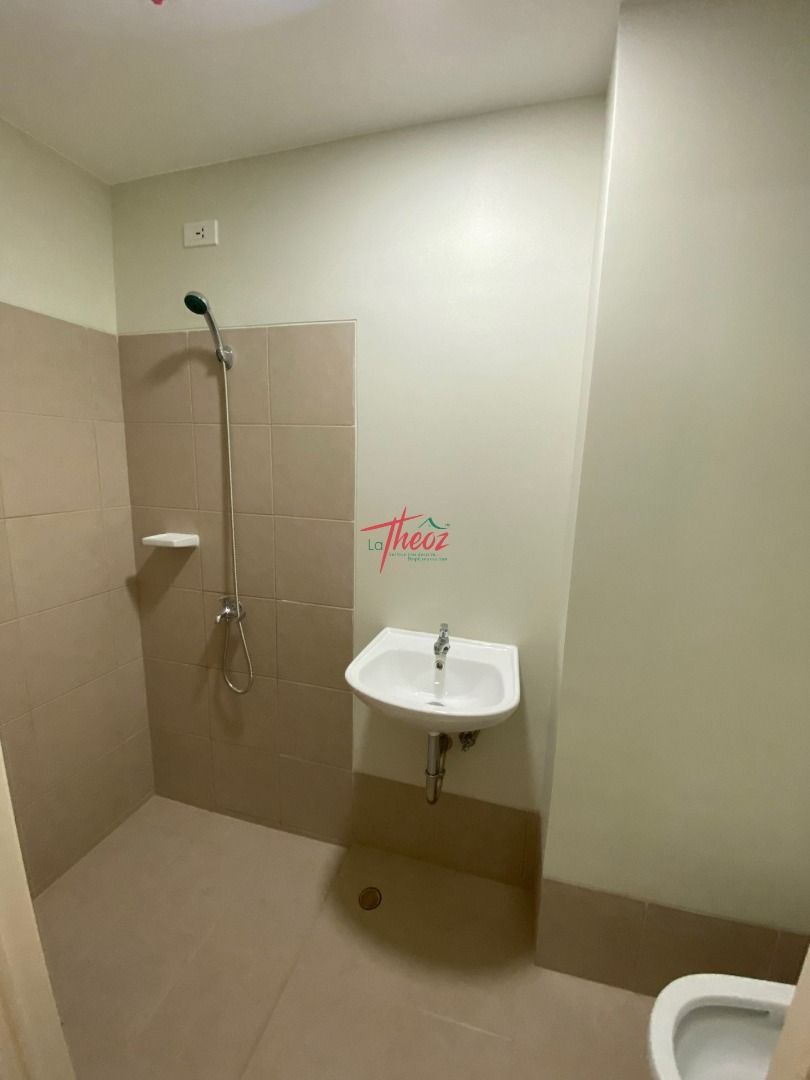 STUDIO UNIT TENNYSON HEIGHTS FOR SALE, Property, For Sale, Apartments & Condos on Carousell