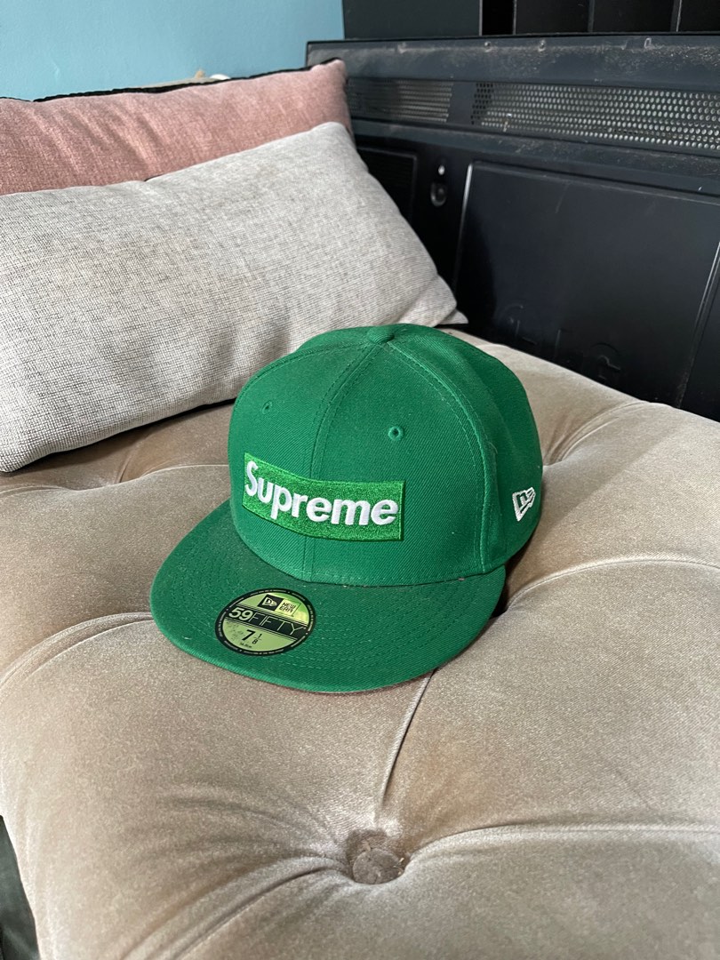 Supreme No Comp Box logo New Era Cap, Men's Fashion, Watches