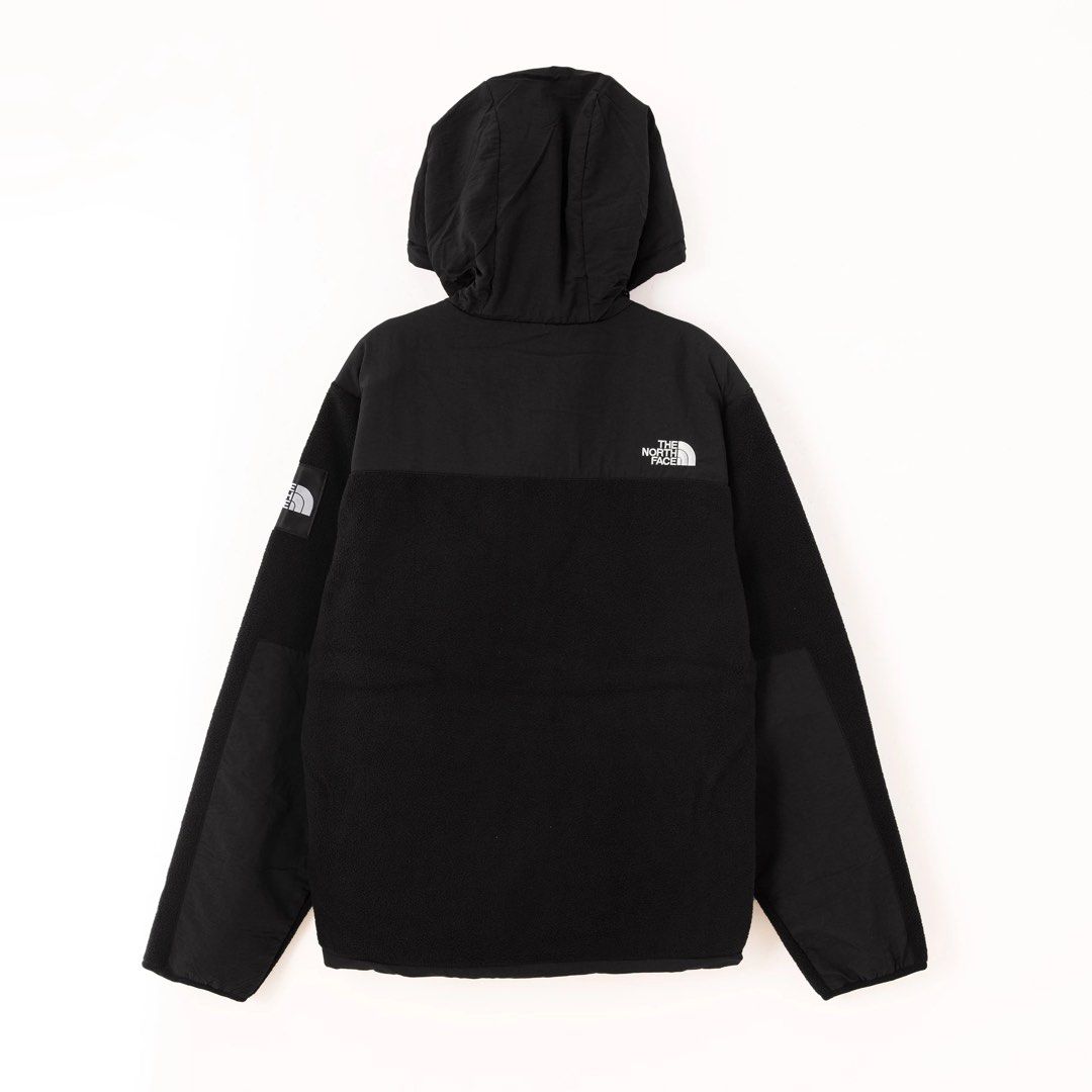 The northface jacket s size 🖤, 男裝, 外套及戶外衣服- Carousell