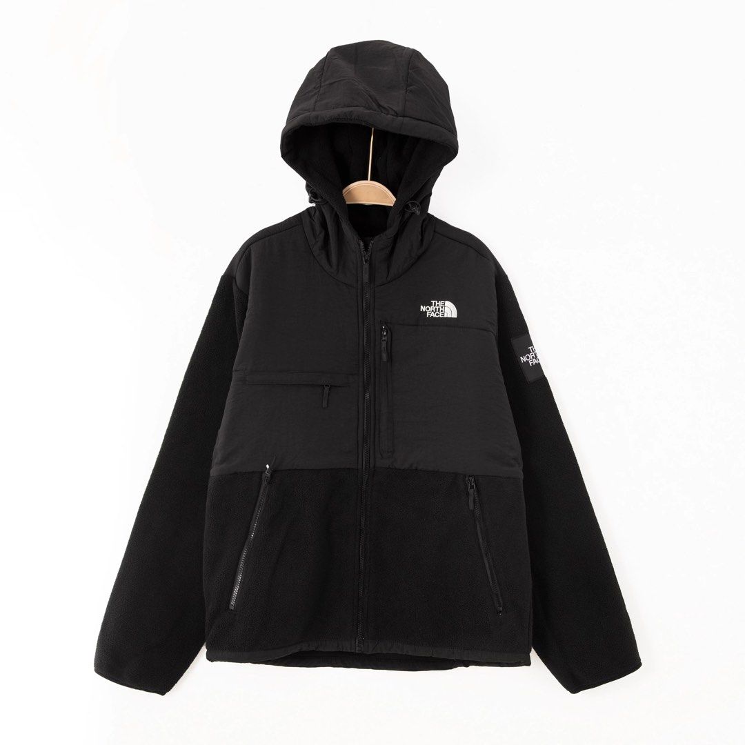 The northface jacket s size 🖤, 男裝, 外套及戶外衣服- Carousell