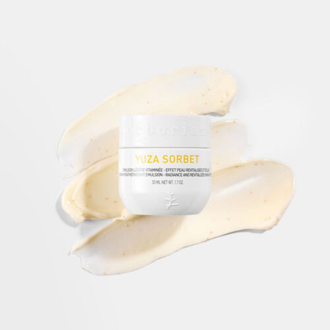 ERBORIAN Yuza Sorbet 5 ml (Category: Face Care) located in Quezon City. Submitted by happyfactoryph (Listing ID 1111220609, Image 2). Description: ERBORIAN Yuza Sorbet 5 ml – P290 (from P1000) ⁣ Product Details: Yuza Sorbet Day Cream is a Vitamin C face moisturizer that works to hydrate, boost radiance and soothe dehydrated skin. This Vitamin C face cream is enriched with Yuzu Extract, known for its antioxidant properties which helps fight visibl