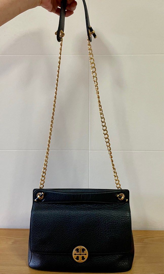 Chelsea flap shoulder discount bag tory burch