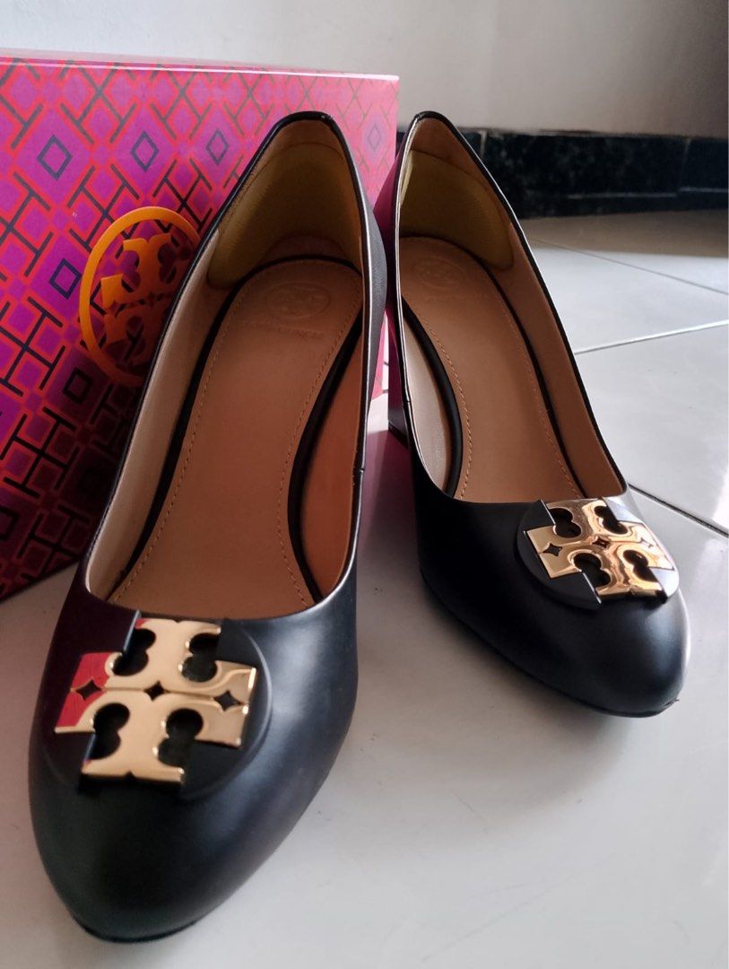 Luna wedge new arrivals tory burch