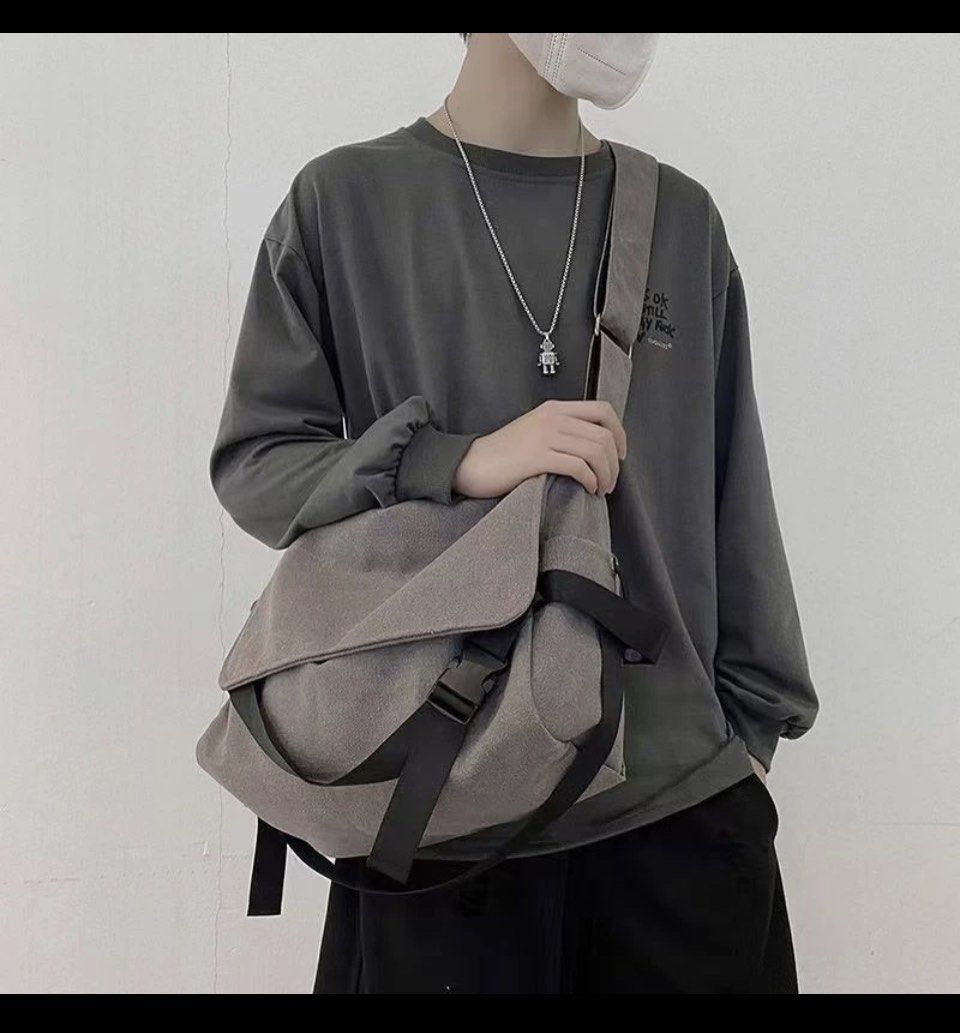 Trendy hot sale messenger bag