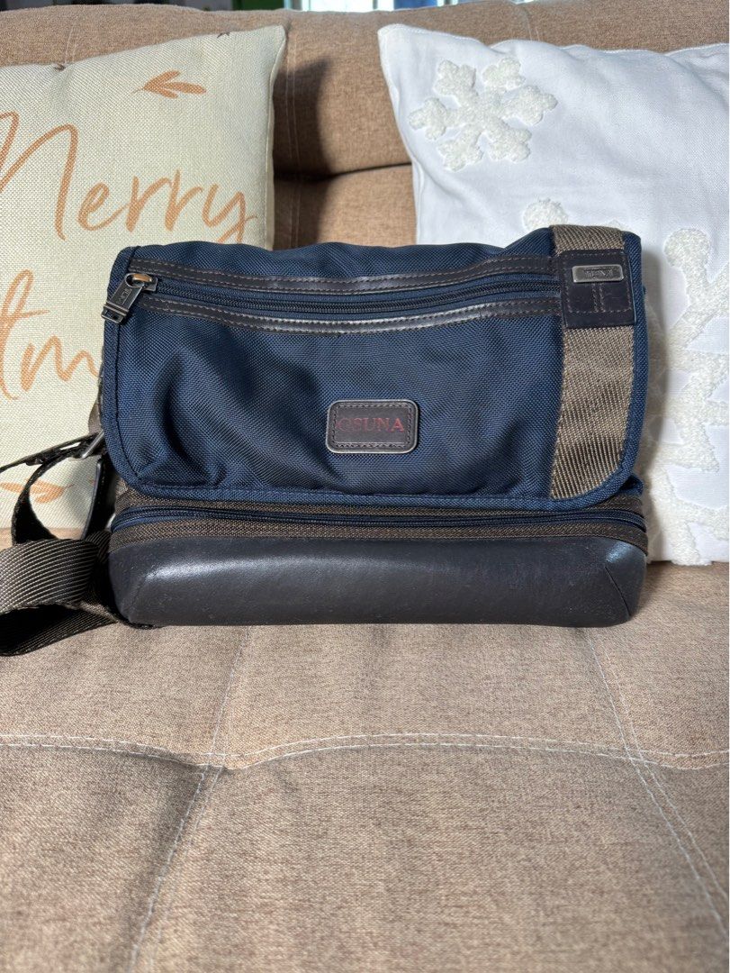 Tumi trinoma outlet