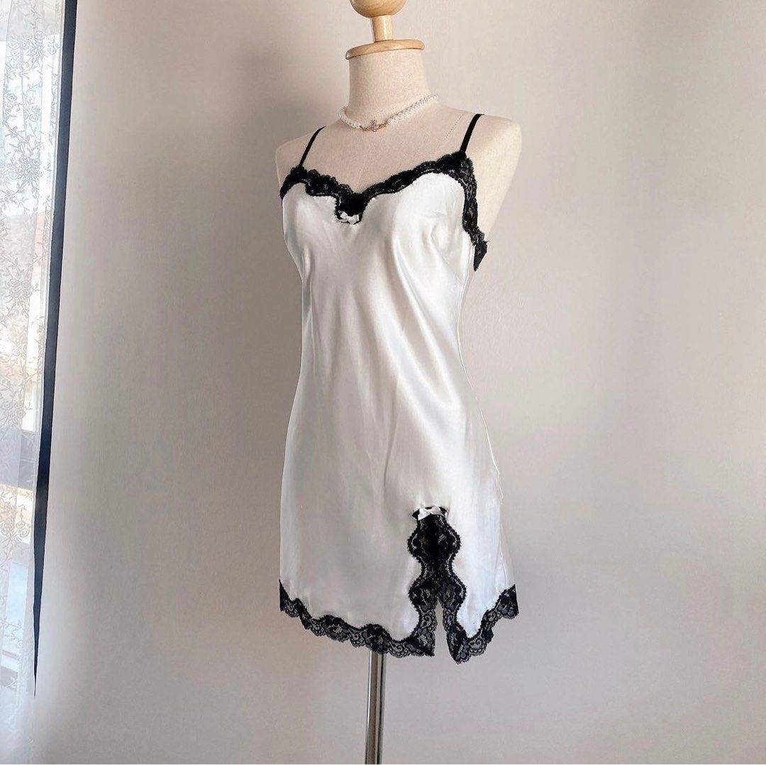 chinese dress ladies Amazon.com: Victoria's Secret Sheer Lace Trench Coat Lingerie Nightgown  (Cream, XS/S): Clothing, Shoes & Jewelry