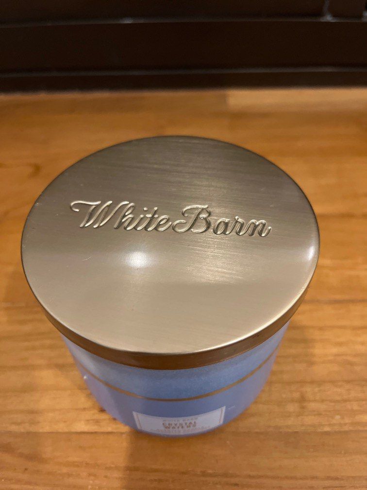 White Barn scented candle, Furniture & Home Living, Home Fragrance on