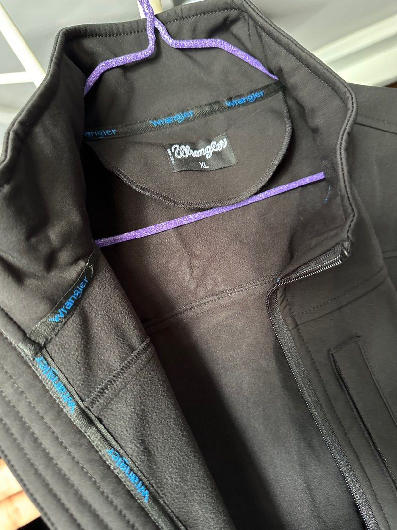Wrangler soft shell jacket on sale