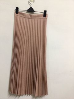 ZARA 百褶長裙（腰32.5公分）