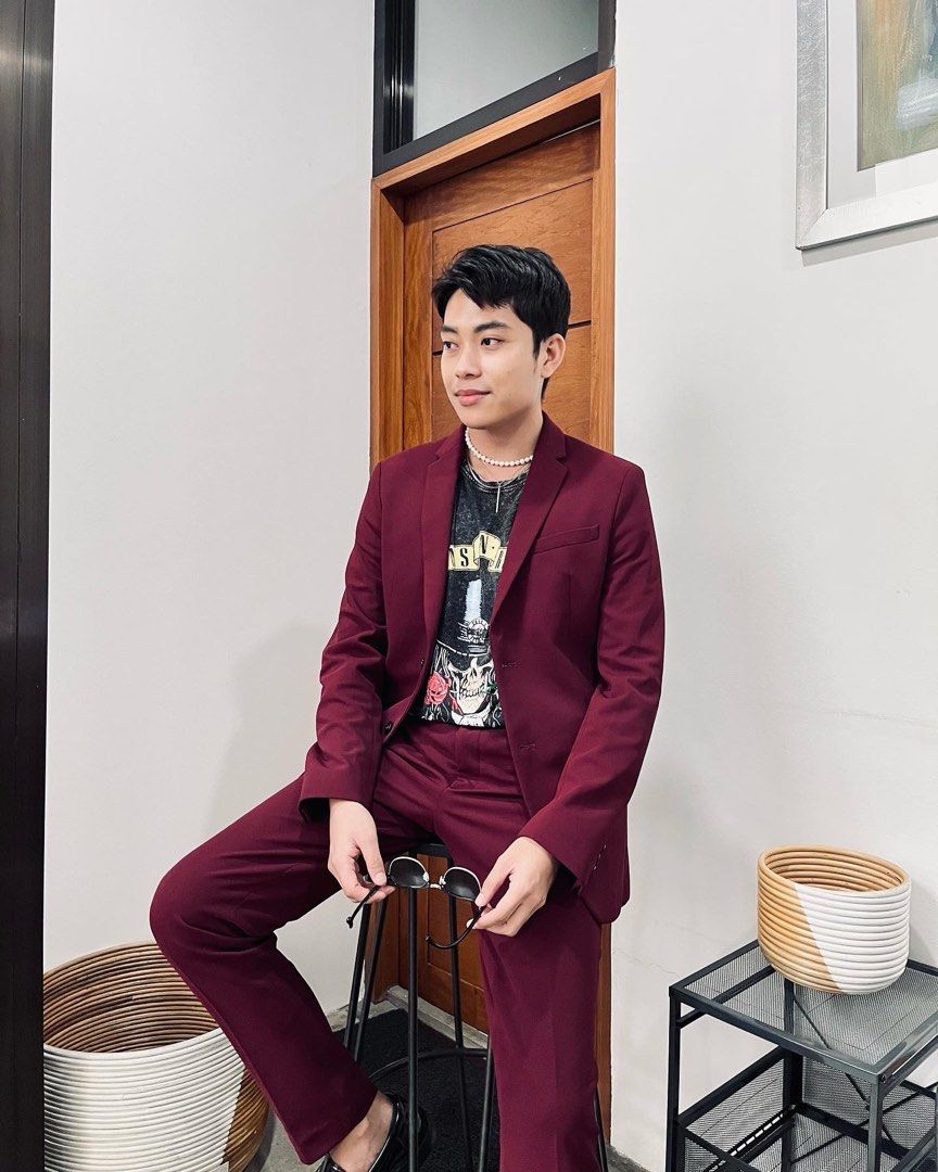 Burgundy outlet suit zara