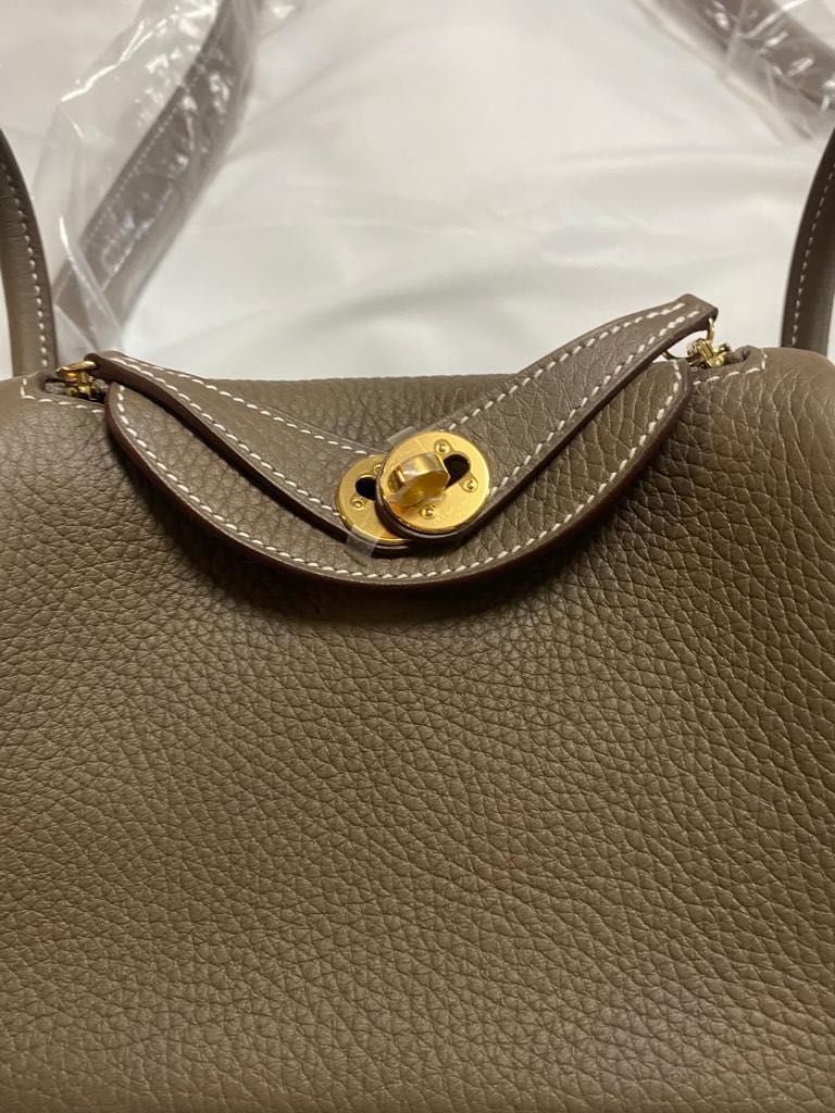 Hermes Mini Lindy Clemence Gold GHW Stamp U in 2023