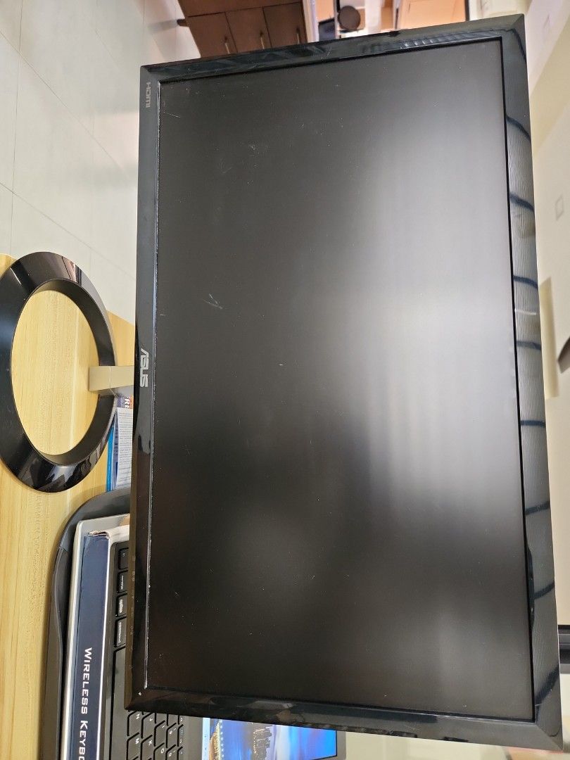 24 inch Asus monitor with built in speaker, Computers & Tech, Parts ...