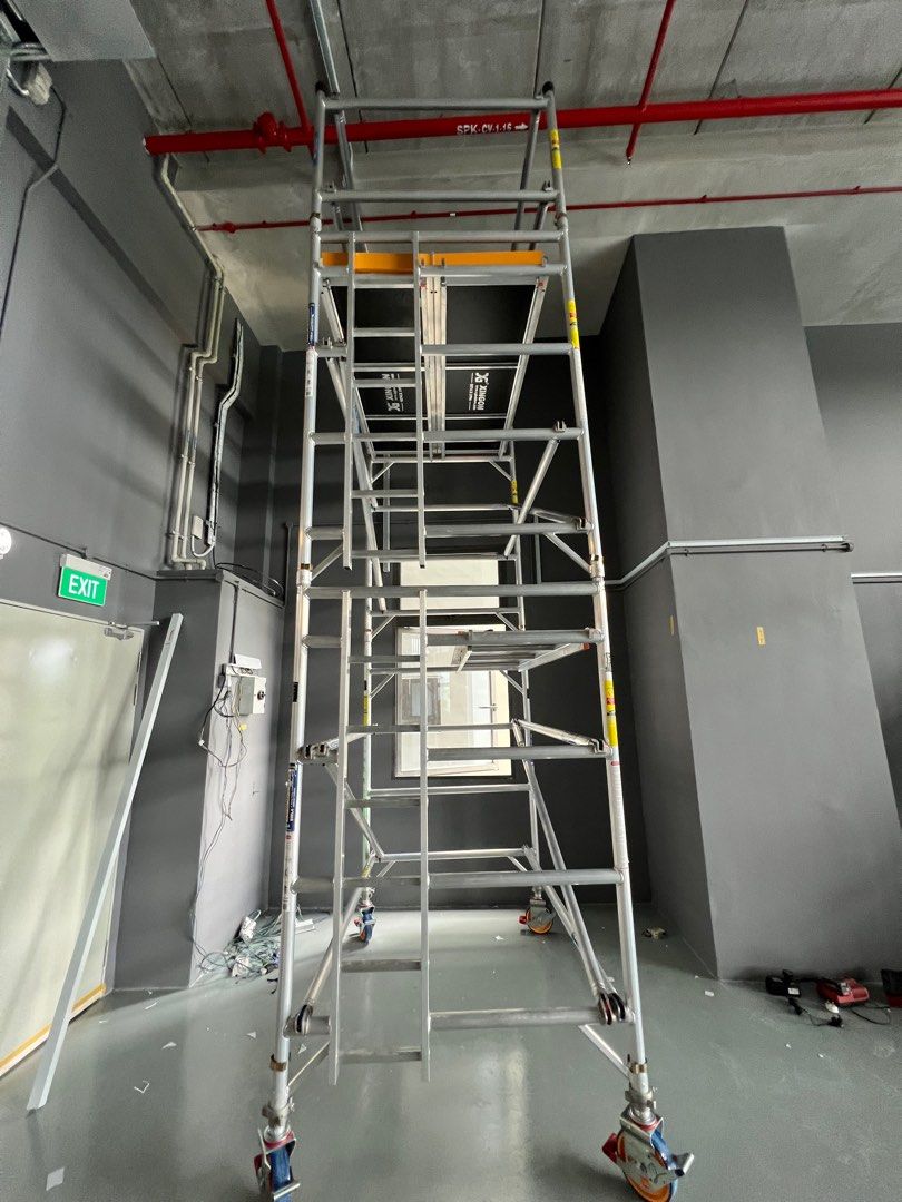 🪜 Mobile scaffolding for rent! 🪜 short term/long term. HDB/BCA Licensed Contractor.62863075455618112