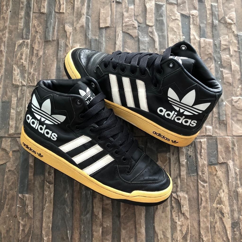 Adidas Forum size 43 - 27,5 cm, Fesyen Pria, Sepatu , Sneakers di