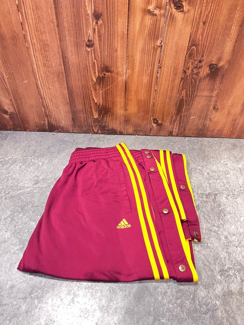 Adidas joggers online buttons