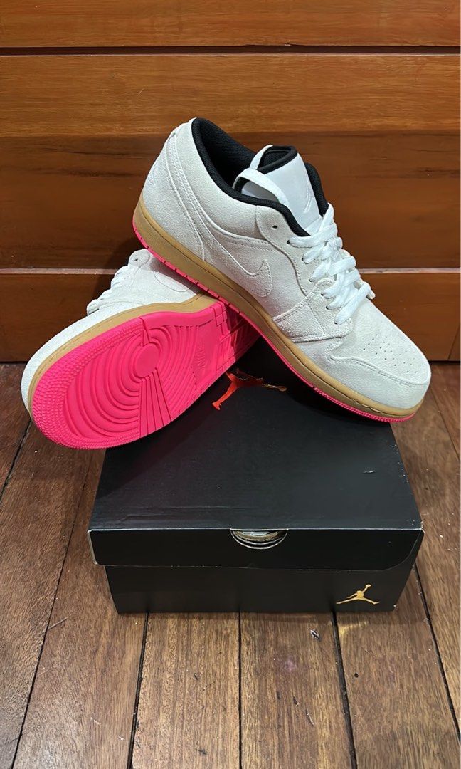 AIR JORDAN 1 LOW WHITE GUM HYPER PINK Men s Fashion Footwear Sneakers on Carousell