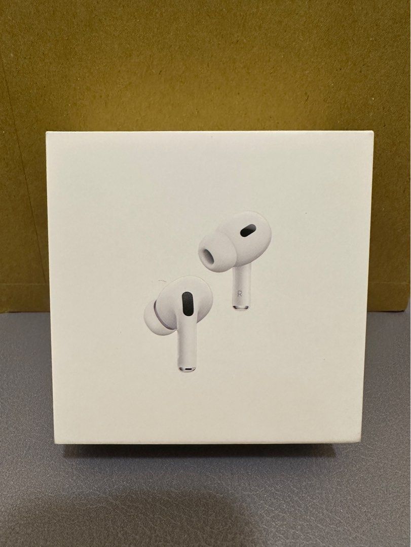 Airpods pro (2代) **仍可自行加購apple care** 配MagSafe Usb-C 充電