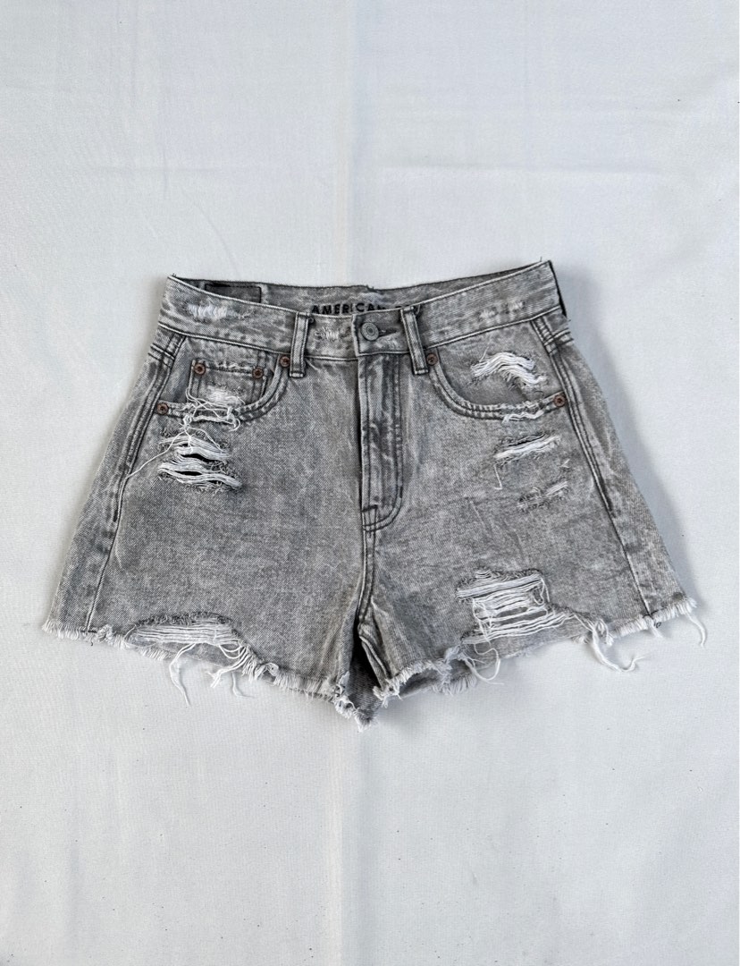 American Eagle gray acid wash frayed short size 26 27
