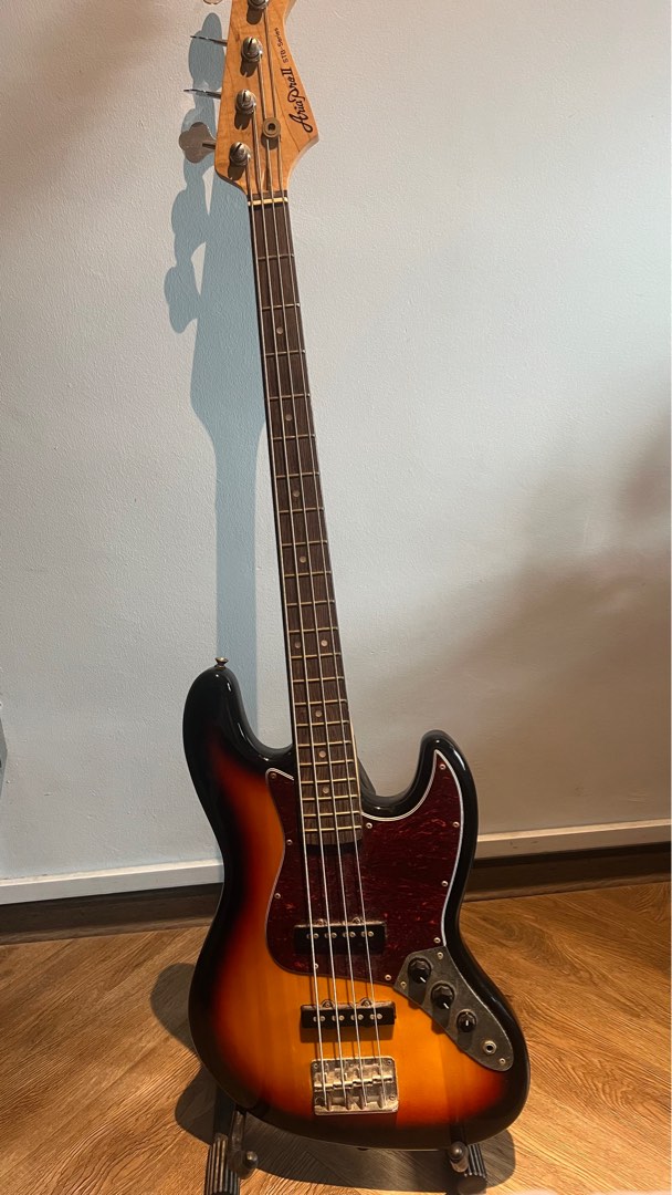 Aria bass STBseries, Hobbies & Toys, Music & Media, Musical